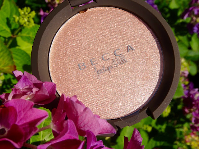 Becca Cosmetics, Jaclyn Hill Champagne Pop Shimmering Skin Perfector Pressed