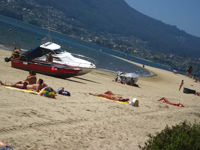 Beach of Cesantes in Ria de Vigo