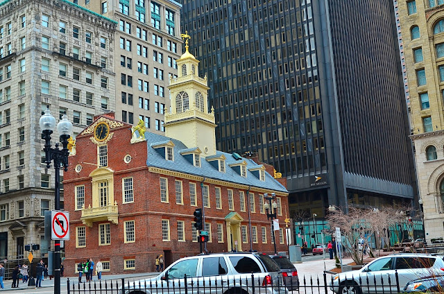 Ornate Gold and Red Brick mark this historic landmark.