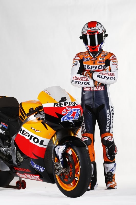 ducati 2011 motogp bike. Repsol Honda debut MotoGP