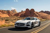 Mercedes-Benz-SLS-AMG-Coupe-Black-Series-2014-05