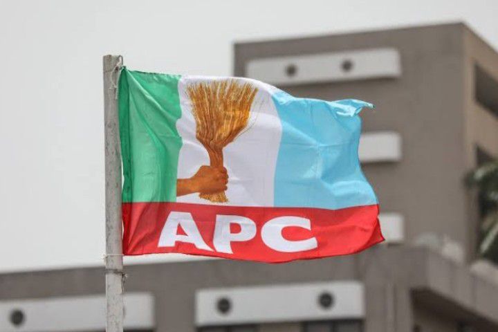 APC members disrupt Osun meeting over 2023 tickets