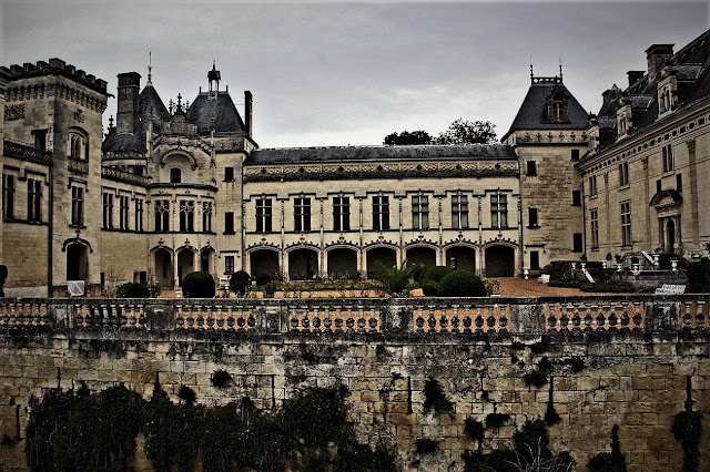 Шато де Брезе (Château de Brézé)