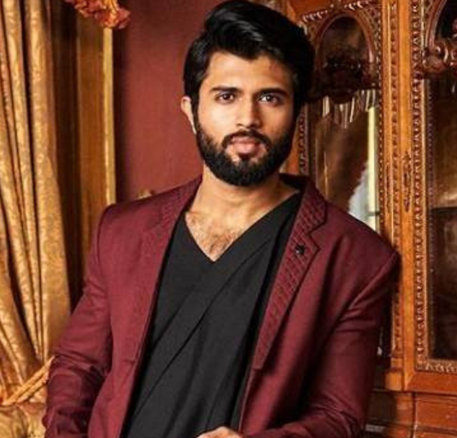 Actor Vijay Deverakonda Whatsapp Group Links