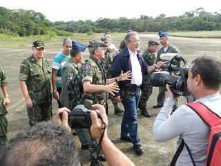 CFSol/8º recebe a visita do Ministro de Estado da Defesa Raul Jungmann