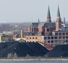 Petcoke, Detroit.