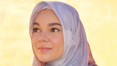 Kisah Mualaf Dewi Sandra, Sempat Ingin Bunuh Diri hingga Akhirnya Temukan Jawaban dalam Islam dan Al Quran