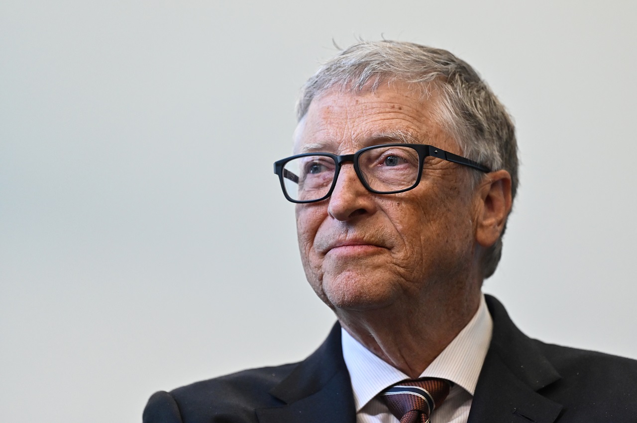 Bill Gates: Masa Depan Kerja Dengan AI & 3 Hari Kerja Seminggu