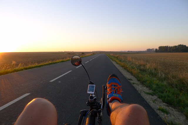 De Paris à la Rochelle en vélo couché, l'aurore