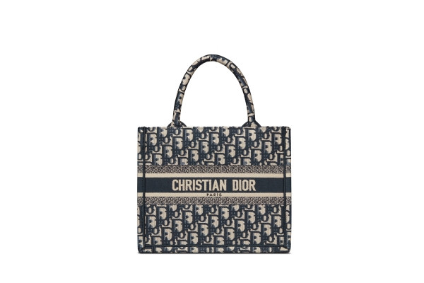 Dior Book Tote S/S 2022 Dior "Oblique" 374,000 yen