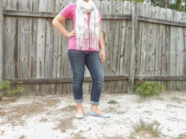 Capsule Wardrobe Outfit #4: Pink and Cinderella Blue. Bright pink tee, adorable scarf, scalloped Cinderella blue flats, skinny jeans. #BowsandClothes #outfit #cinderella