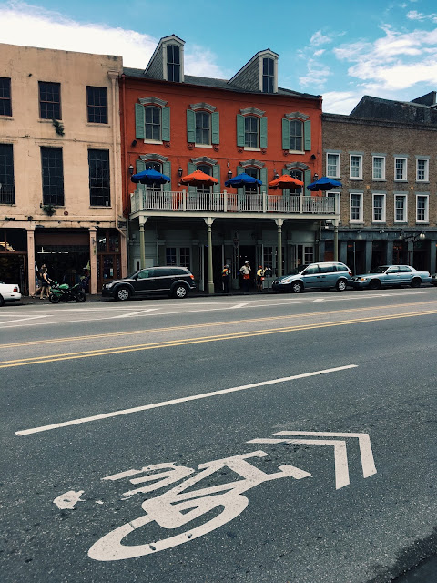 new orleans, new orleans street, new orleans buildings, lauren banawa