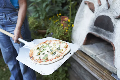 How to Build an Outdoor Pizza Oven