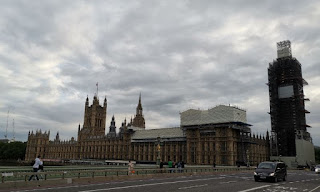 Palacio de Westminster y Big Ben, iconos de Londres.