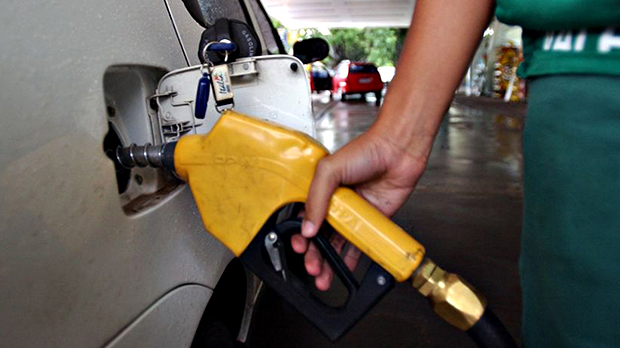 Petrobras anuncia reajuste da gasolina e do diesel nas refinarias