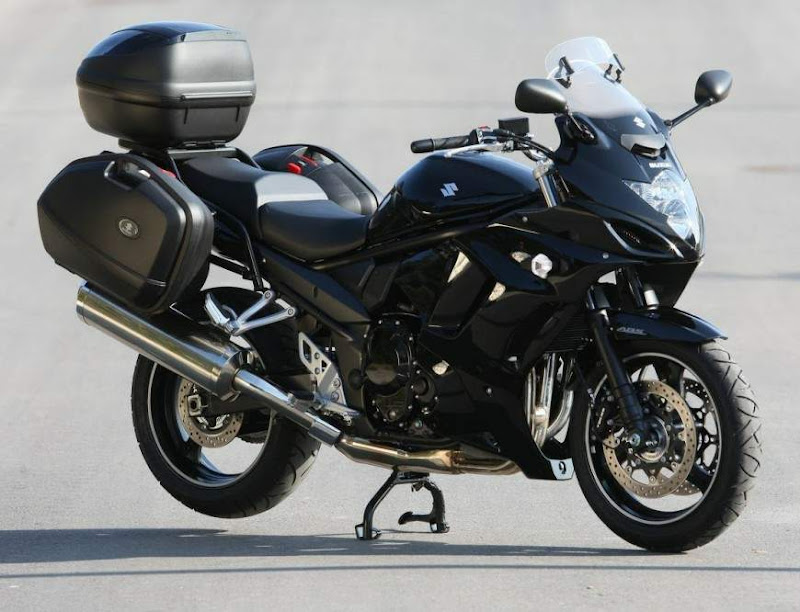 2010 SUZUKI GSX1250FA TRAVELER