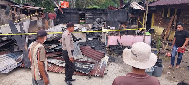 Dugaan Karena Korslet, 1 Unit Rumah di Garoga Ludes Terbakar