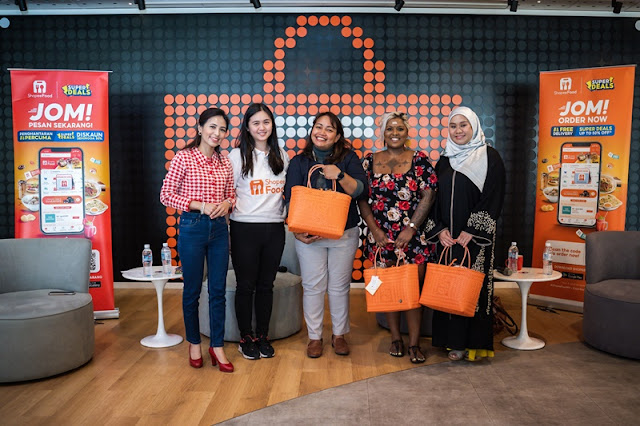 ShopeeFood Memberi Ganjaran Kepada Rakan Penghantaran Wanita Untuk  Hari Wanita Sedunia