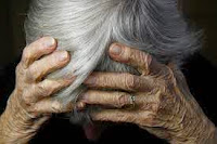 10 Common Symptoms of Dementia - Alzheimer's Disease