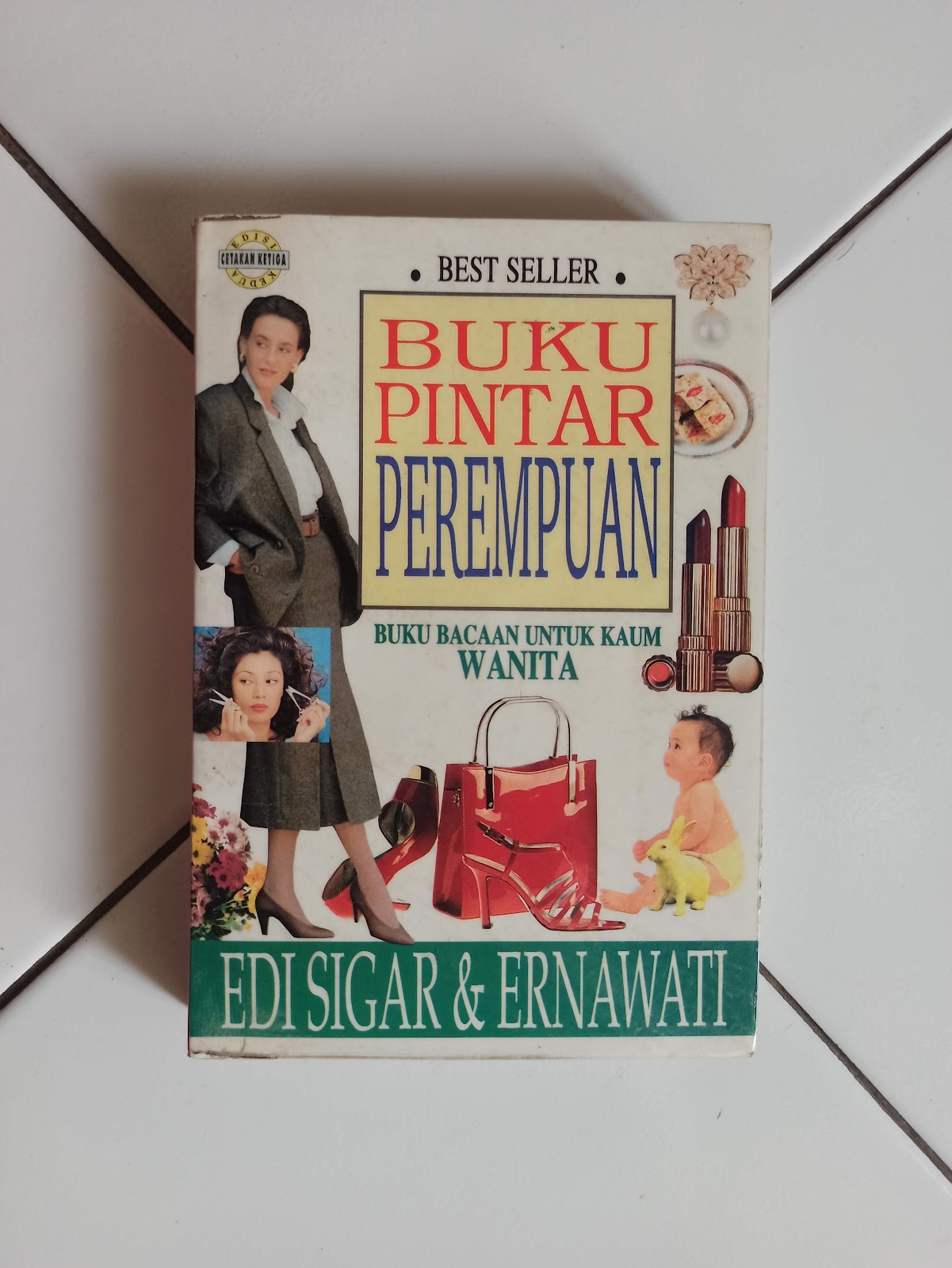 Buku Pintar Perempuan - Edi Sigar & Ernawati
