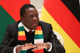 Emerson Mnangagwa Batal Hadiri Forum Ekonomi Dunia Setelah Pergolakan di Zimbabwe
