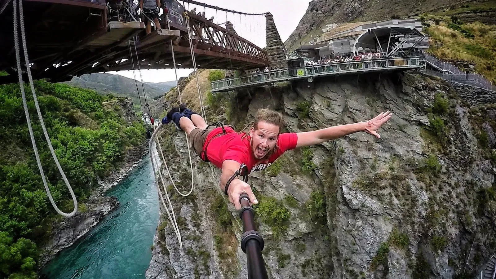 Hilarious Bungee Jumping face Expressions