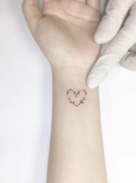 beautiful small tattoo designs for women