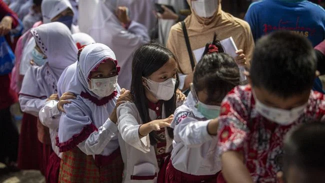 Tuai Kecaman! SD di Tangerang Gelar Lomba Ganti Baju di Ruang Terbuka, Ortu Murid Murka