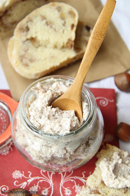 Paté di ricotta, arrosto di culatello Lenti e nocciole