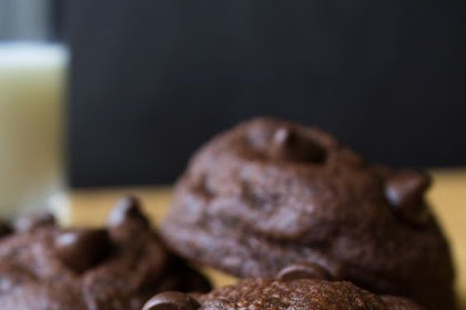 Double Chocolate Chip Cookies