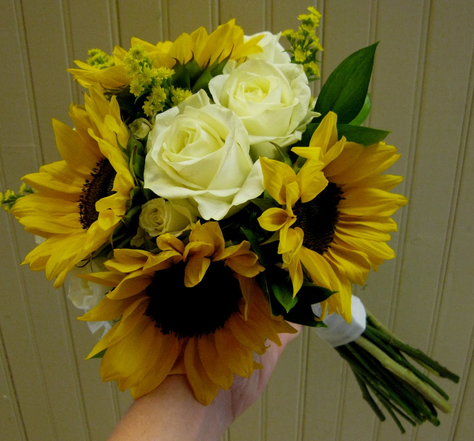 sunflower wedding bouquets