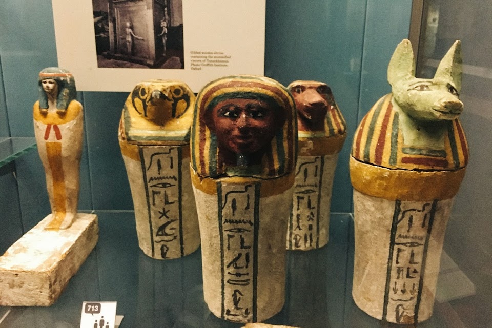 カノプス壺（Four painted wooden dummy Canopic jars）