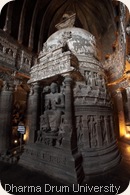 india09_25