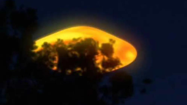 Here's a photo of the UFO that Carlos Diaz took from behind a rock.
