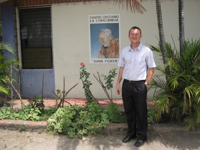 Más sobre la visita a El Salvador - foto: Carlos Figueroa, Héctor Acevedo y Rev. Miguel Torneire