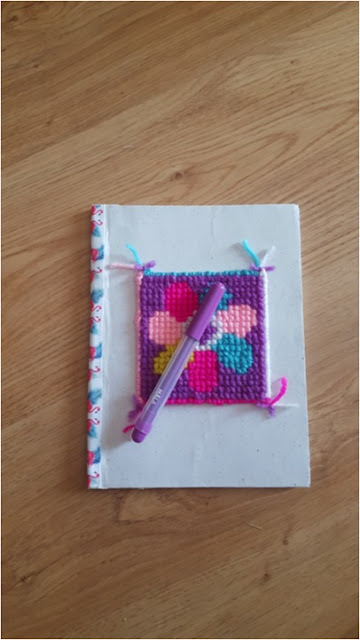 Summer craft for kids: make your own summer notebook