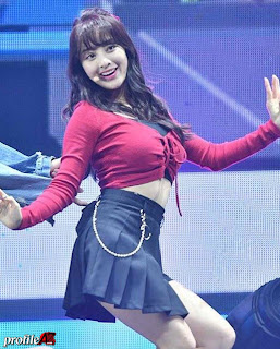 Jihyo of Twice Sexies Photos on the stage