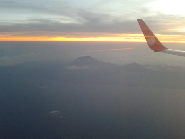 Foto foto Perjalanan Pemandangan  Sunset Gunung Agung 