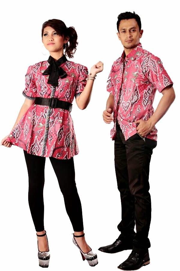  Gambar  Foto Model Baju  Batik Pasangan  Couple  Caption 