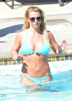 Britney Spears goes for a dip in the pool