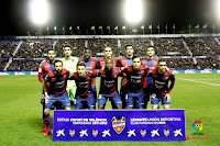 LEVANTE U. D. - Valencia, España - Temporada 2017-18 - Campaña, Oier, El Hacen, Enes Ünal, Chema y Postigo; Morales, Enis Bardhi, Shaq Moore, Toño y Jason. LEVANTE U. D. 1 (Laporte p.p.) ATHLETIC CLUB DE BILBAO 2 (Aduriz, Postigo p.p.). 10/12/2017. Campeonato de Liga de 1ª División, jornada 15. Valencia, estadio Ciutat de Valencia.