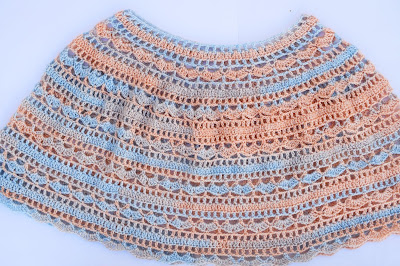 Crochet Imagen Capa o poncho a crochet y ganchillo muy fácil y sencillo por Majovel Crochet