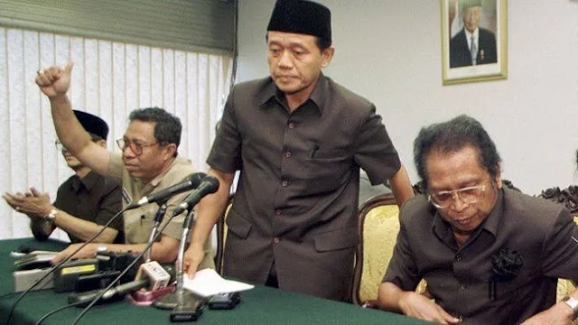 Langgar Konstitusi untuk Selamatkan Rakyat, Mahfud Contohkan Soekarno dan Harmoko