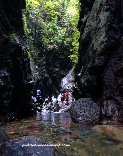 [http://FindWisata.blogspot.com] Mengeksplor Pesona Air Terjun Negeri Waii Maluku