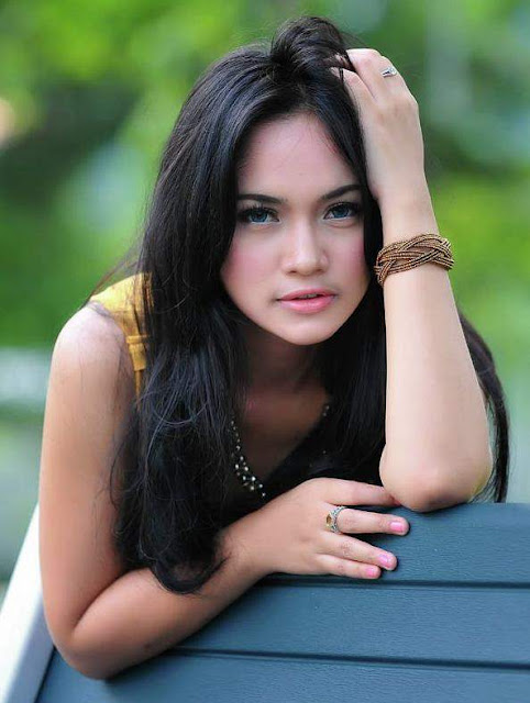 Wanita Cantik Dari Model Fotografi  Info Menarik