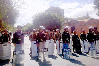 Police guard US Embassy in Honduras