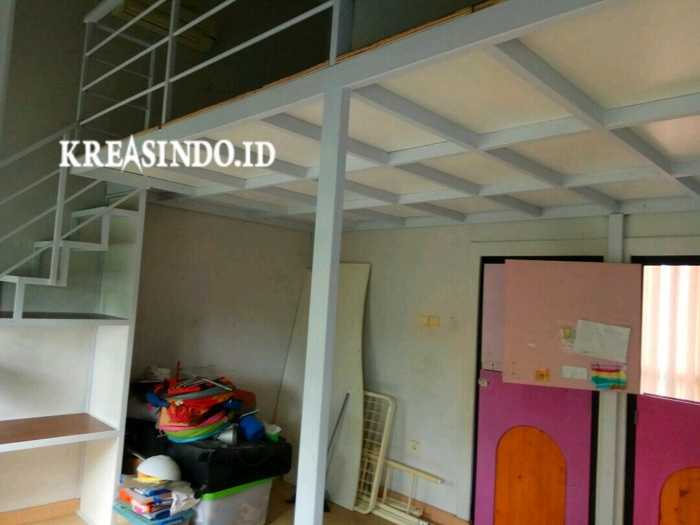 Mezzanine untuk Anak ini solusi keren pesanan Bpk Huda di Bukit Rivaria Sawangan Depok
