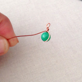 How to make wire wrapped dangles without using headpins: DIY, free tutorial