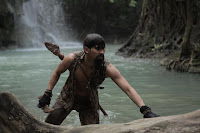 Enchong Dee is a Hobo Hunter in The Strangers