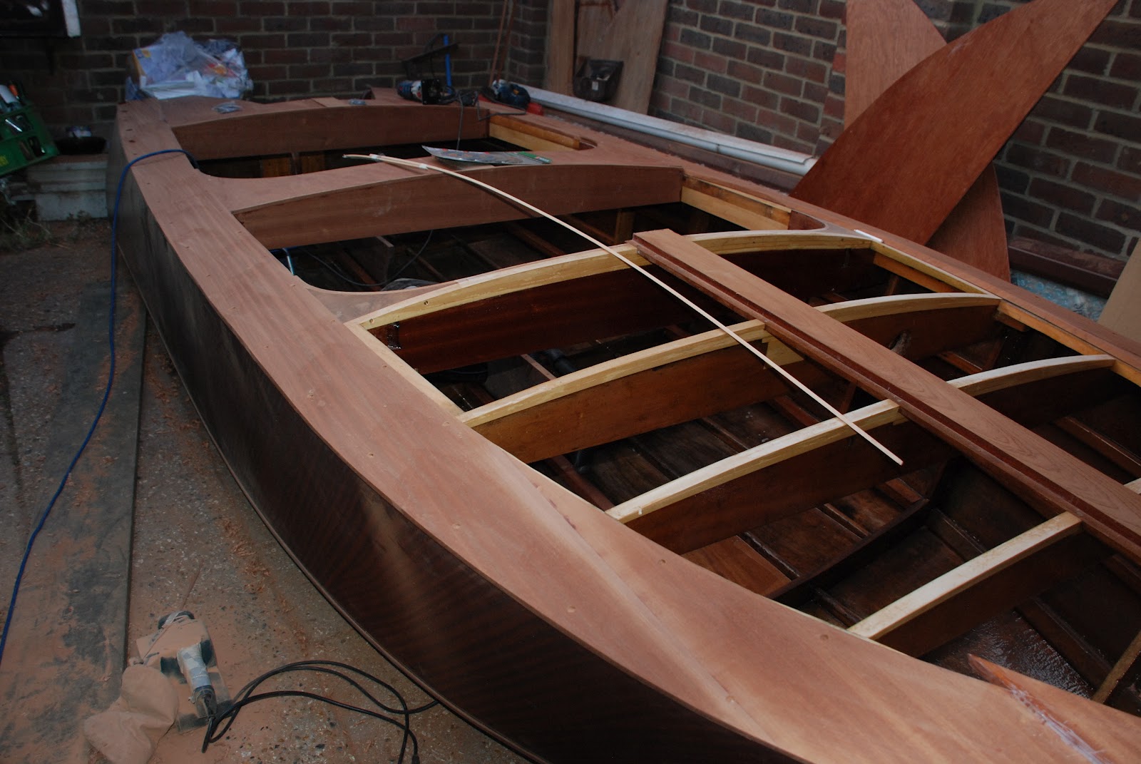 my wooden speed boat build: Coverboards